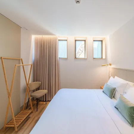 Stylish With Balcony Appartamento Oporto